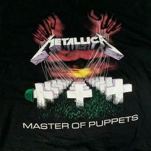 Metallica shirt